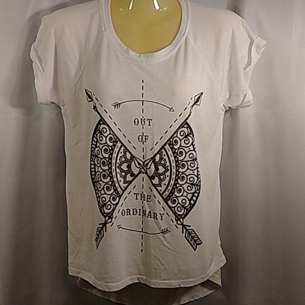 Pick 3👕 $15 Graphic t-shirts